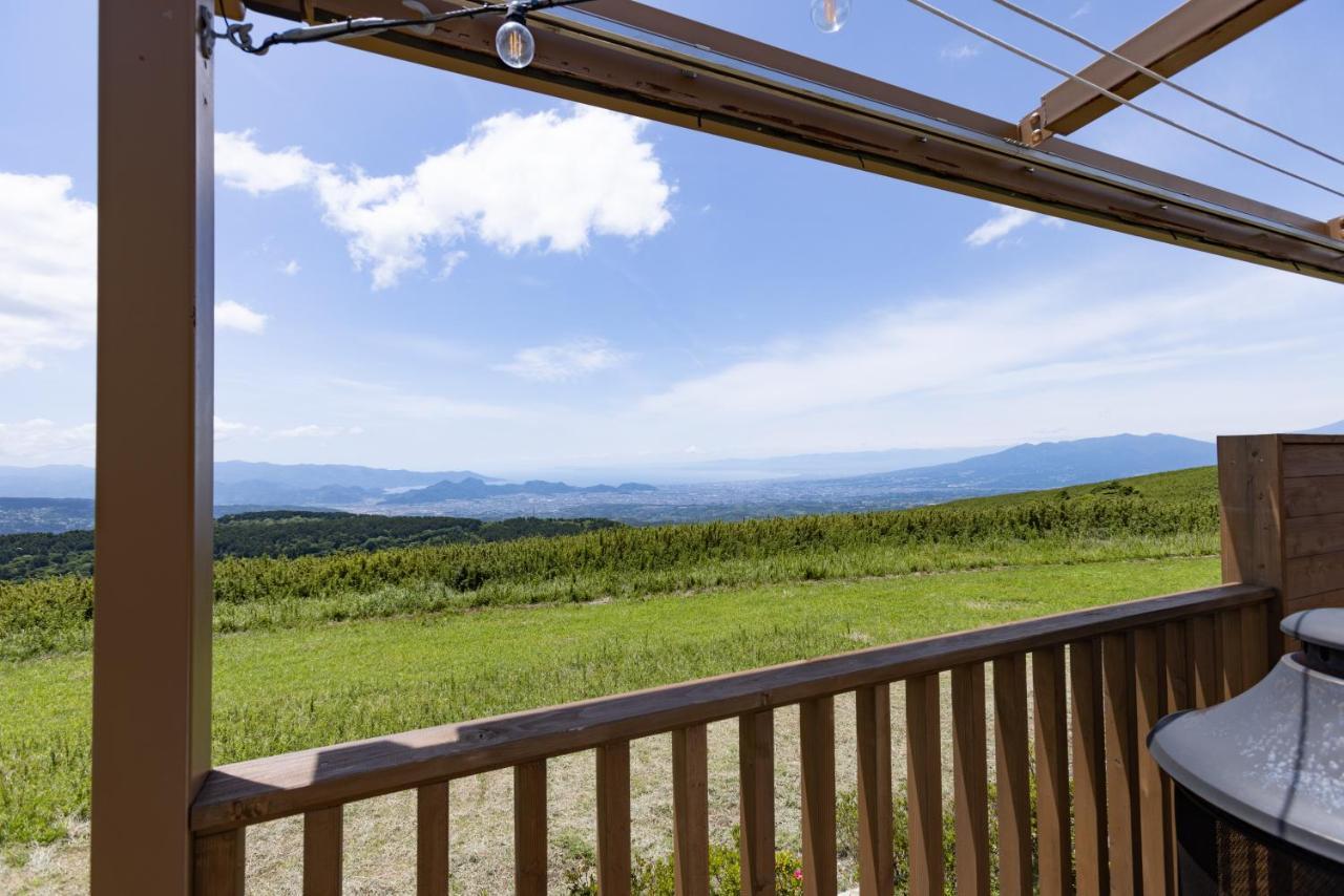 The Glamping 箱根十国峠 Villa Miyakami Exteriör bild