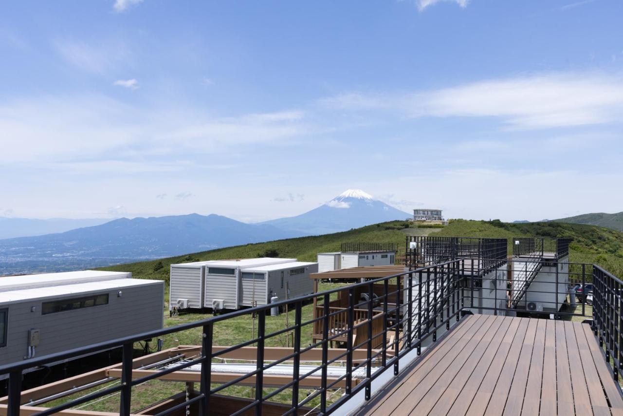 The Glamping 箱根十国峠 Villa Miyakami Exteriör bild